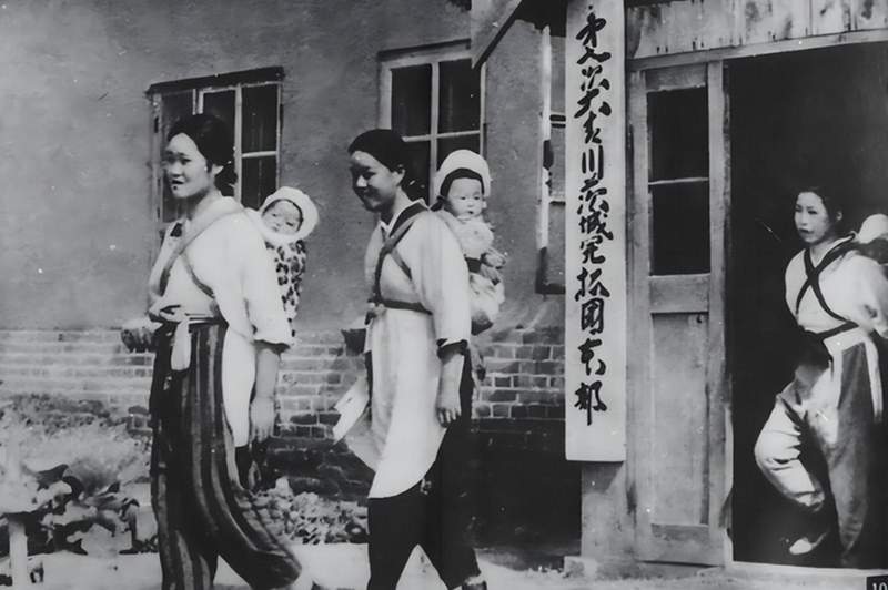 战后东北日本女性留华史:十二万人的生存抉择与融入之路 新闻 战后东北日本女性留华史:十二万人的生存抉择与融入之路 新闻