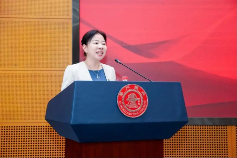从算力中心到AI摇篮:杨元庆2亿捐赠背后的技术布局与交大产学研升级路径 IT技术 从算力中心到AI摇篮:杨元庆2亿捐赠背后的技术布局与交大产学研升级路径 IT技术 从算力中心到AI摇篮:杨元庆2亿捐赠背后的技术布局与交大产学研升级路径 IT技术