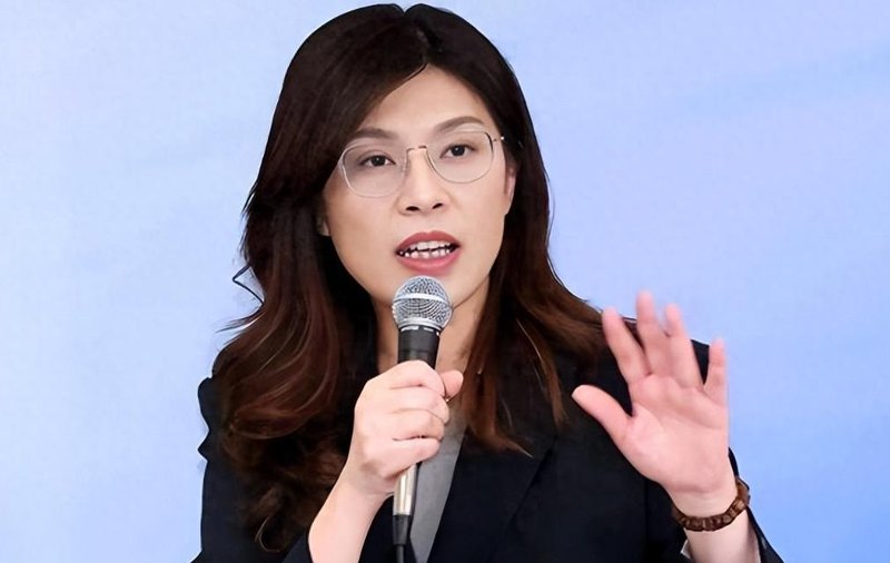 深度拆解:郑丽文访陆背后的三重政治技术博弈 新闻 深度拆解:郑丽文访陆背后的三重政治技术博弈 新闻