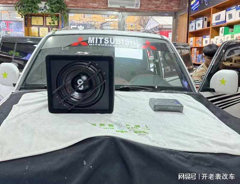 硬派越野原车音响改造：三菱帕杰罗加装DSP+T10S低音炮实战手记