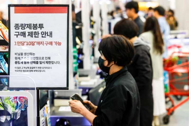 【技术解码】从霍尔木兹海峡到你的手机屏幕:石油产业链的隐性渗透 新闻 【技术解码】从霍尔木兹海峡到你的手机屏幕:石油产业链的隐性渗透 新闻 【技术解码】从霍尔木兹海峡到你的手机屏幕:石油产业链的隐性渗透 新闻 【技术解码】从霍尔木兹海峡到你的手机屏幕:石油产业链的隐性渗透 新闻 【技术解码】从霍尔木兹海峡到你的手机屏幕:石油产业链的隐性渗透 新闻
